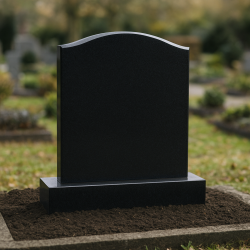 Pierre tombale en granit noir